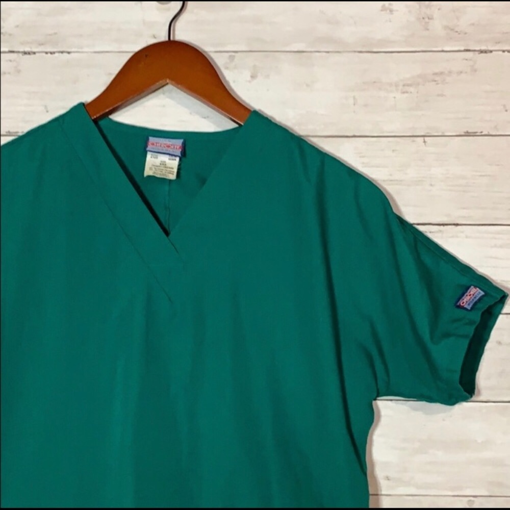 Hunter green scrub top XS